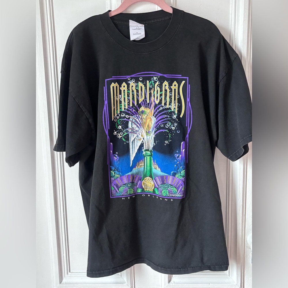 Vintage 2001 Mardi Gras Black Graphic T-shirt 100% Cotton SizeXL